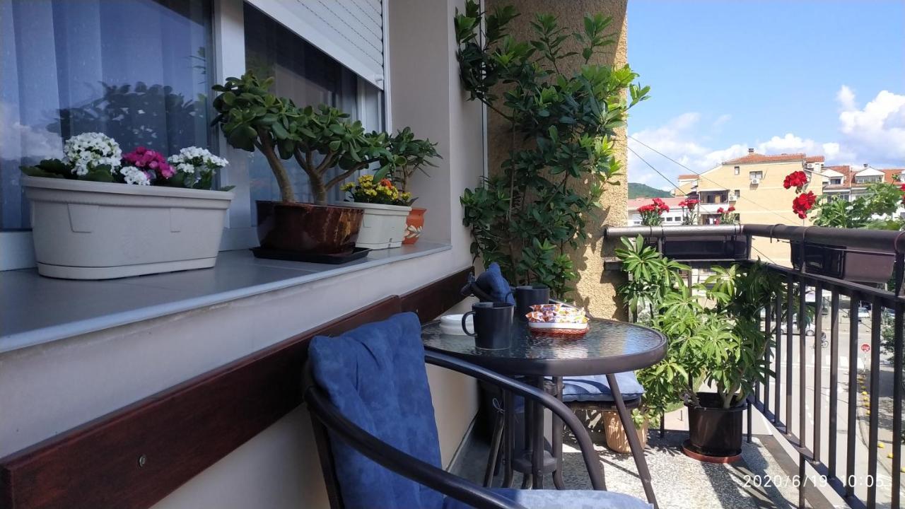Apartman Rada Pirot Buitenkant foto