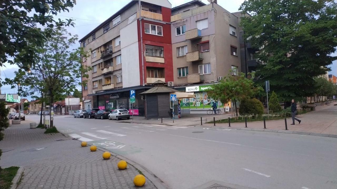 Apartman Rada Pirot Buitenkant foto